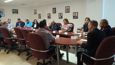 Aspirantes presidenciales del PRD y CEN afinan detalles para inscripción masiva