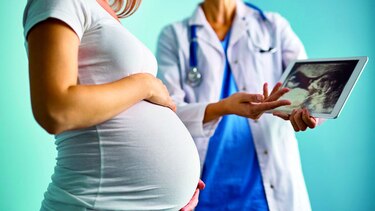 Bebé de tres donantes genéticos