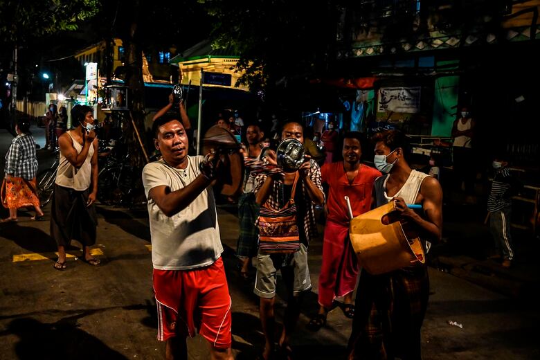 Llamamientos a la desobediencia civil en Birmania tras golpe de Estado