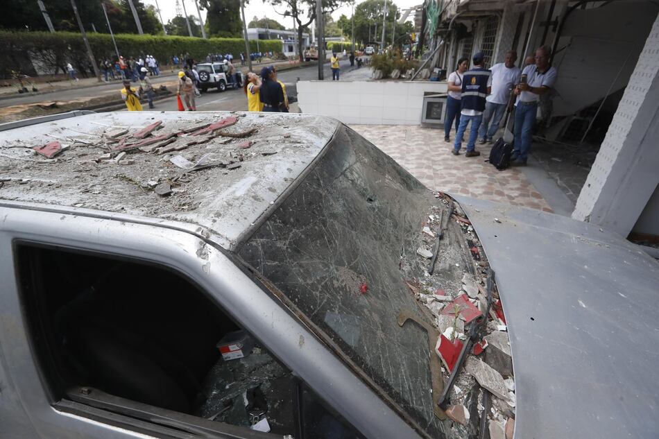 El conflicto marca la campaña electoral colombiana mientras avanzan pesquisas de atentados