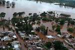 Miles de desplazados por inundaciones en el Cono Sur