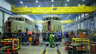 GE elimina 12 mil plazas de electricidad