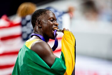 Oblique Seville y Melissa Jefferson, nuevos reyes mundiales de la velocidad