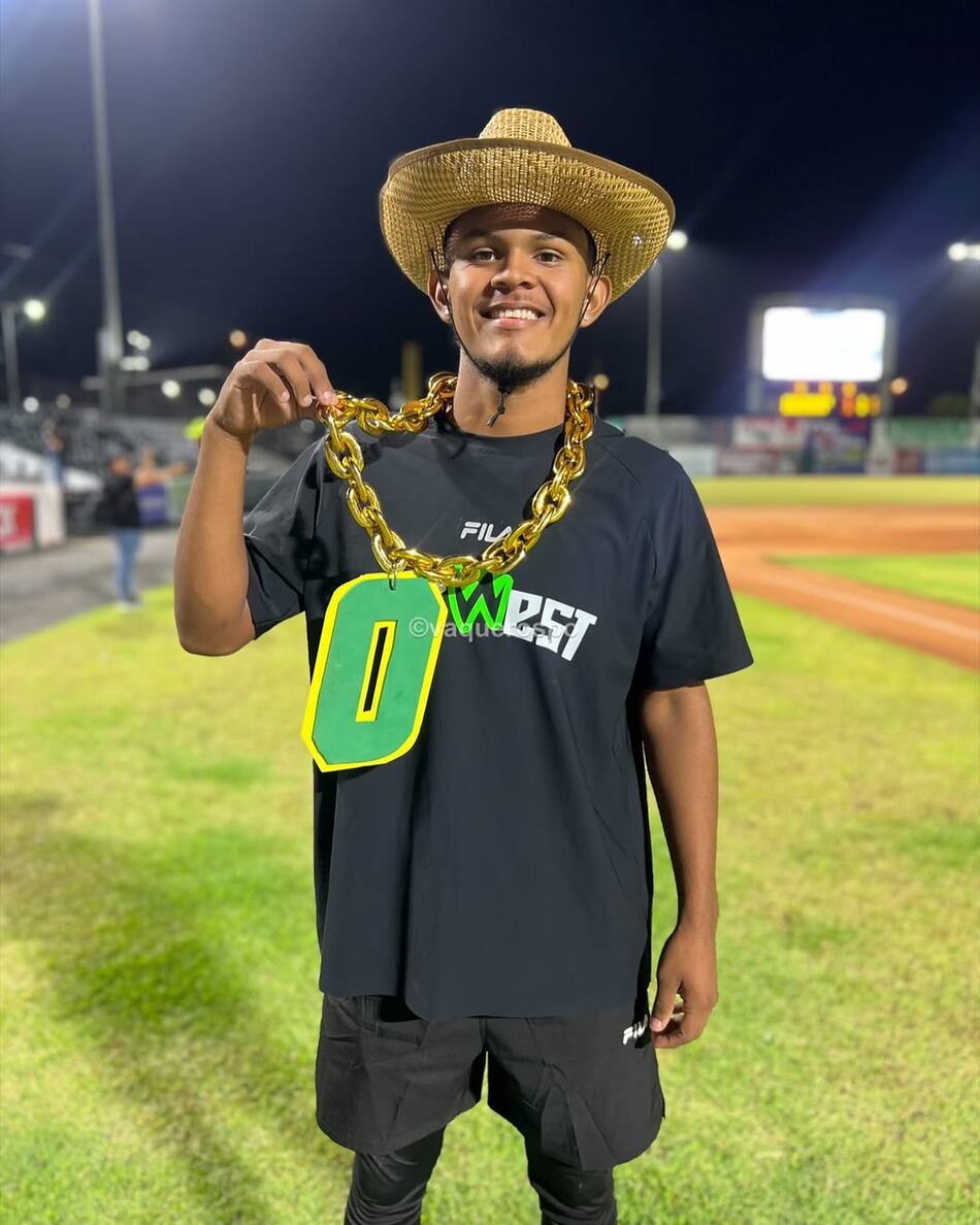 Joshua Martínez y Dereck Gómez debutan con victorias en el Mayor 2025