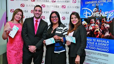 Banisi premia a sus colaboradores