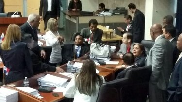 Asamblea Nacional:  Retraso en el último día del periodo ordinario de sesione