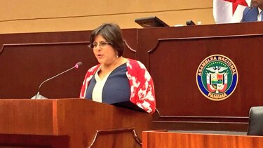 Defraudar más de $300,000 al fisco tendrá pena de cárcel