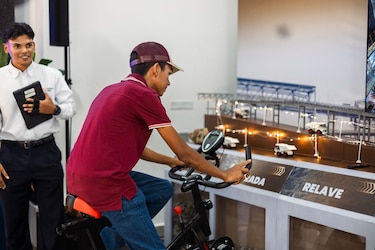 Cobre Panamá destaca con tecnología en su stand de la Feria de Azuero 2026