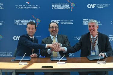Indra Group y CAF firman un acuerdo estratégico para acelerar la digitalización de los servicios públicos en los países miembros