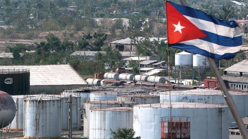 Cuba anuncia que dejará de pagar parte de su deuda durante 2019