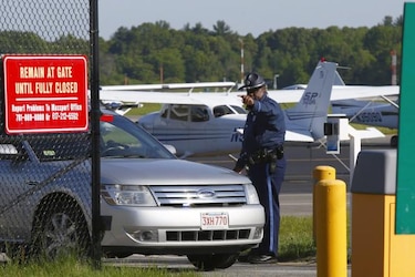 Cae avión y mueren siete personas en Massachusetts