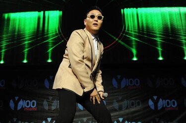 PSY desvía atención de Corea del Norte