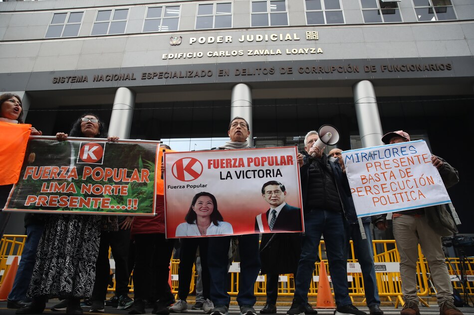 Corte peruana da inicio a juicio por lavado contra Keiko Fujimori y otros 40 acusados