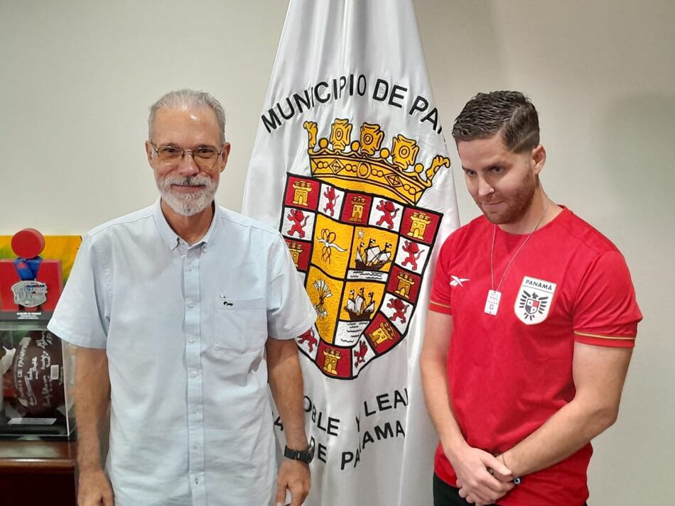 Arranca la transición en la Alcaldía: Fábrega evita hablar de la planilla, mientras halaga a Mizrachi