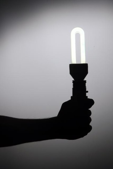 Expertos debaten sobre el uso y financiación de energías renovables