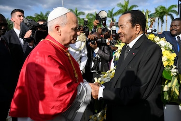 El papa desde Camerún: ‘El mundo está siendo destruido por unos pocos tiranos’