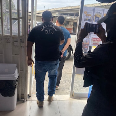 Imputan cargos por blanqueo de capitales a red que traficaba migrantes desde China