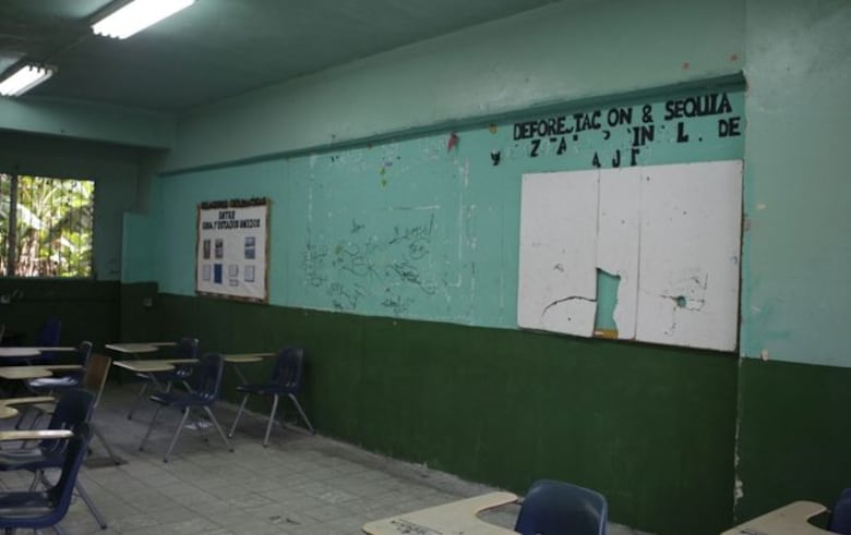 Docentes del Instituto Fermín Naudeau deciden mantener paro