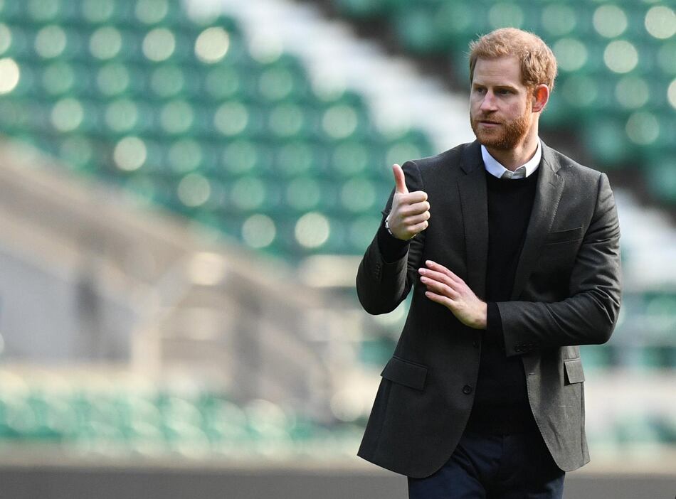 El príncipe Enrique gana la demanda contra el Mirror por los pinchazos de su celular