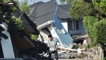 Japón: Nuevo sismo deja 23 muertos y decenas de personas sepultadas bajo escombros