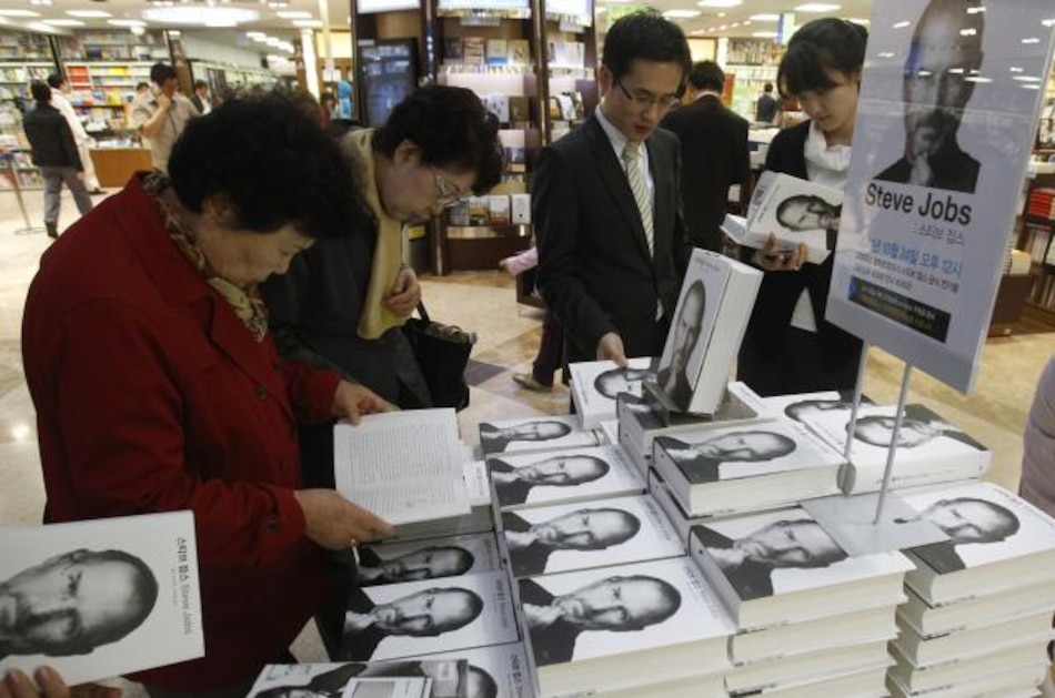 Presentaron la biografía autorizada de Steve Jobs