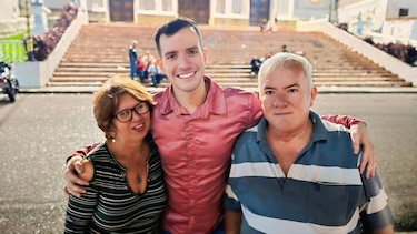 La brutalidad en la megacárcel de Bukele que denuncian 8 de los venezolanos deportados por Estados Unidos: ‘bienvenidos al cementerio de hombres vivos’