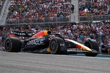Decimotercer triunfo para Max Verstappen y título para Red Bull