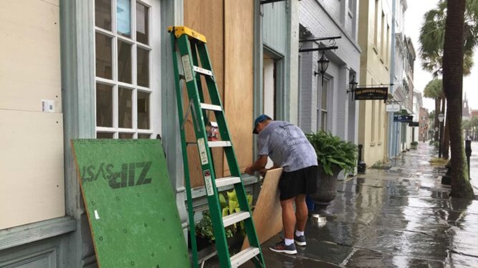 Dorian se degrada, pero persiste amenaza en avance hacia Carolina del Norte