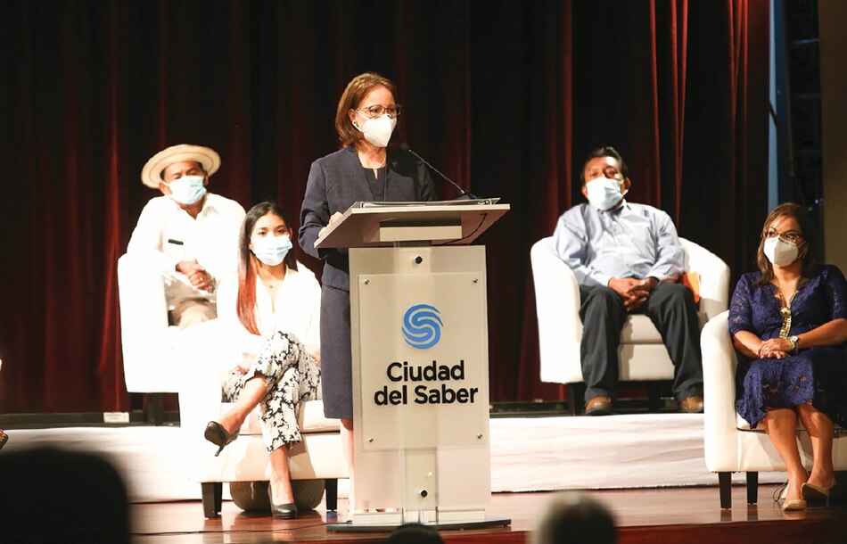 Eligen a miembros de la comisión Científica-Técnica del diálogo Bicentenario