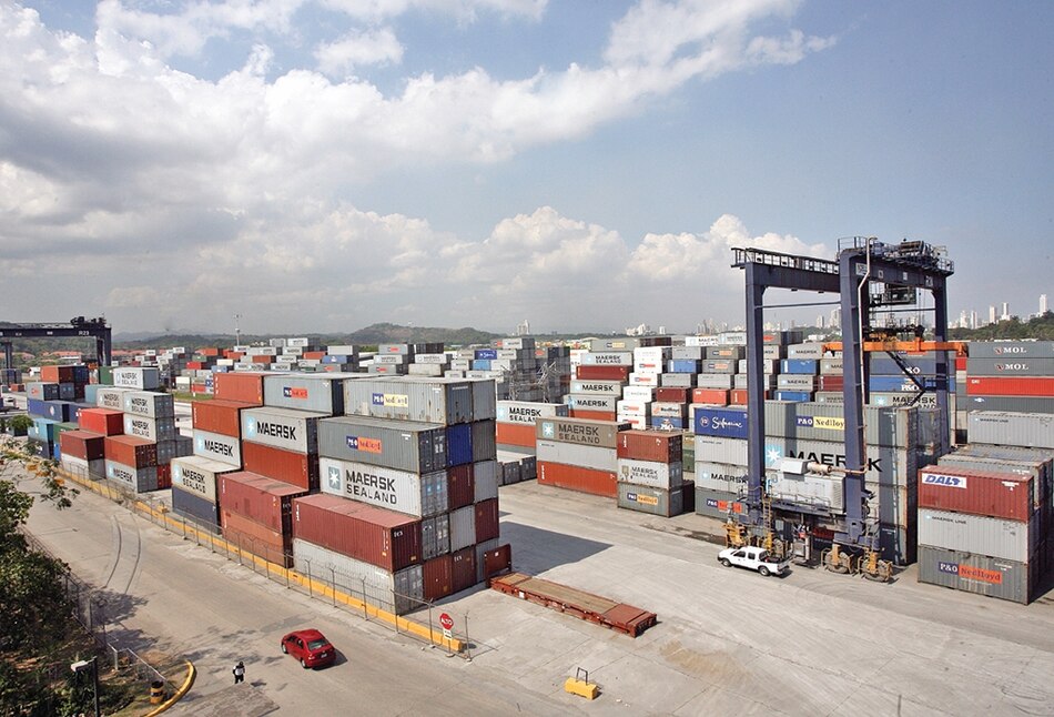 Movimiento de TEU crece 13.7%