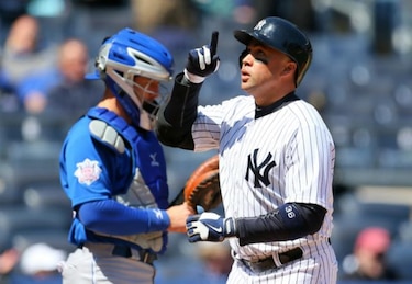 Beltrán vuelve a pegar jonrón y Yankees ganan 3-0