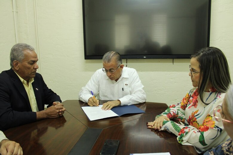 Cortizo designa a Hamed Tuñón como administrador encargado de la ARAP