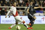 Barcelona sigue firme con la ayuda de Messi y Suárez
