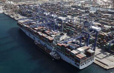 Prórroga en pago de impuestos de barcos griegos