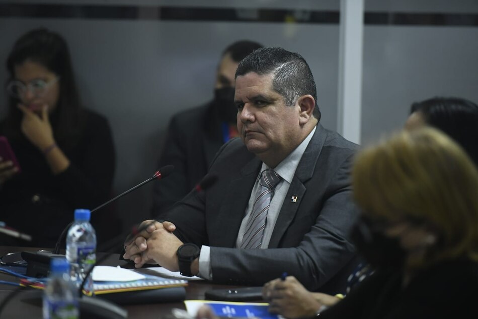 Aprueban crédito adicional por $1.3 millones a la Policía Nacional para renovar flota vehicular