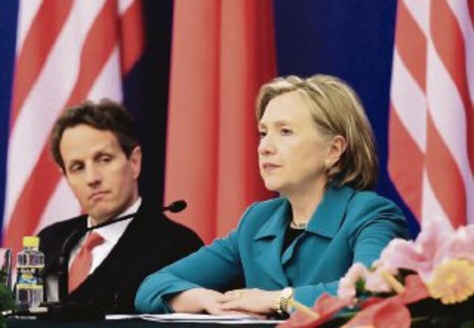 ‘Irán busca evadir sanciones’, dice Clinton