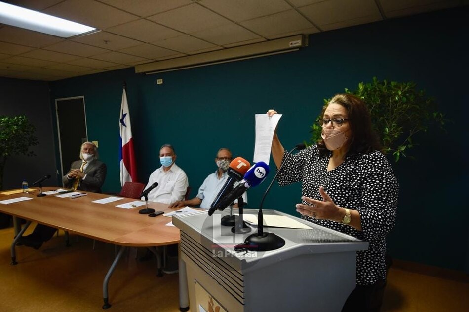 Tribunal reprende a funcionario por no dar información sobre los libros perdidos del Instituto Nacional