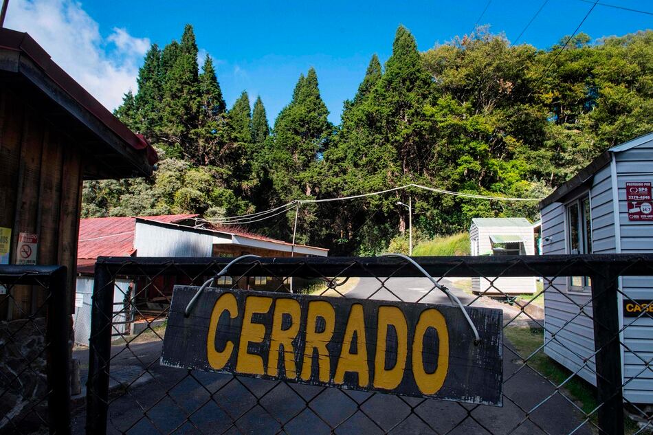 Costa Rica y Panamá coordinan paso de migrantes pese a cierres fronterizos para evitar propagación del Covid-19