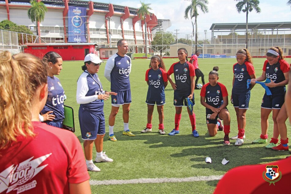 Camposortega espera a sus 22 jugadoras convocadas hoy en el Cascarita Tapia