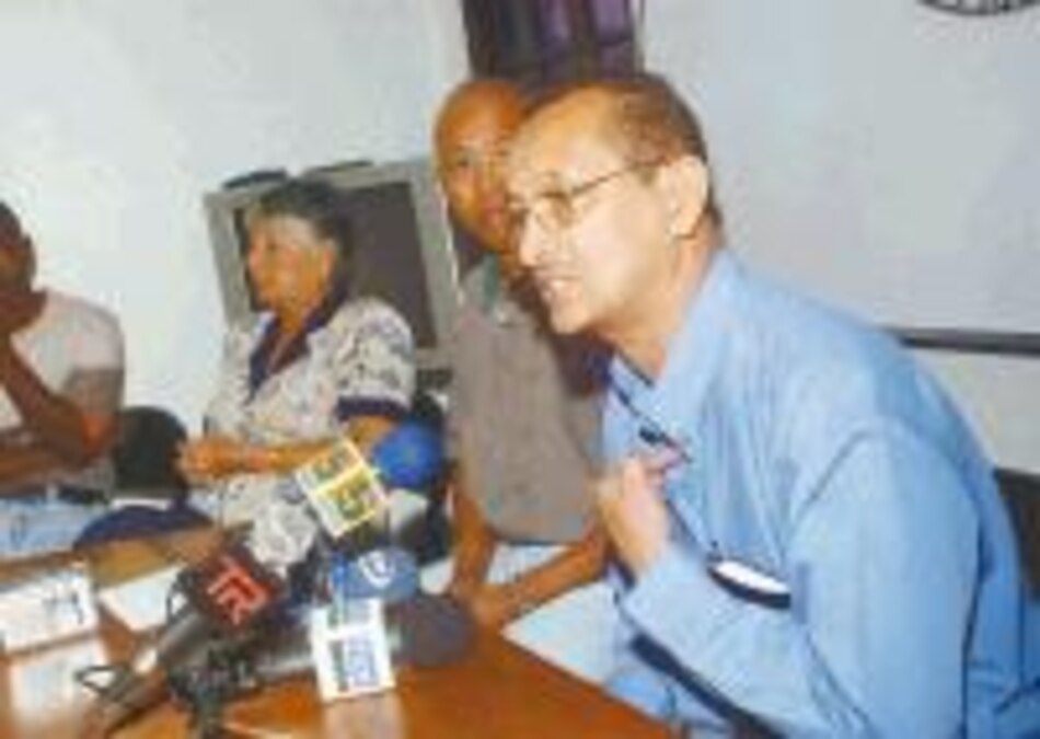 Central obrera respalda a Erasmo Muñoz en la CSS