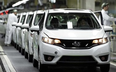 Honda llama a revisión a 633 mil 753 minivans Odyssey