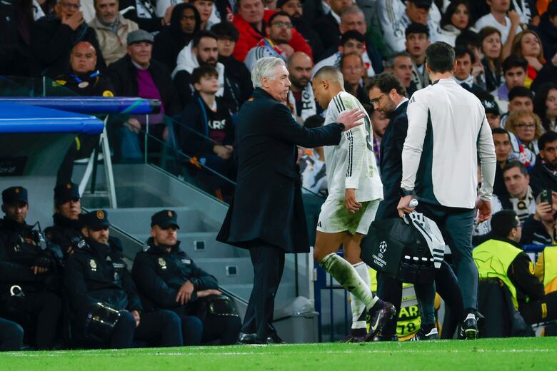 Sin Mbappé y sin margen de error: el Madrid se juega LaLiga en el Coliseum