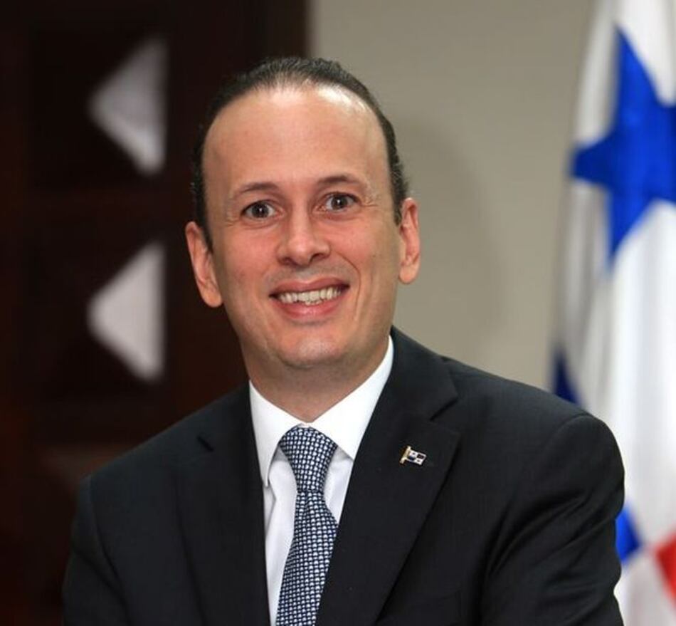 Iván Zarak Arias: 'Se especializaron en hacer negocios y esconder trampas'