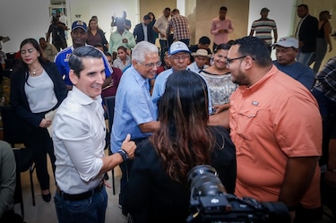 Rómulo Roux: una carrera atizada por luchas internas, viejos aliados y nuevos amigos