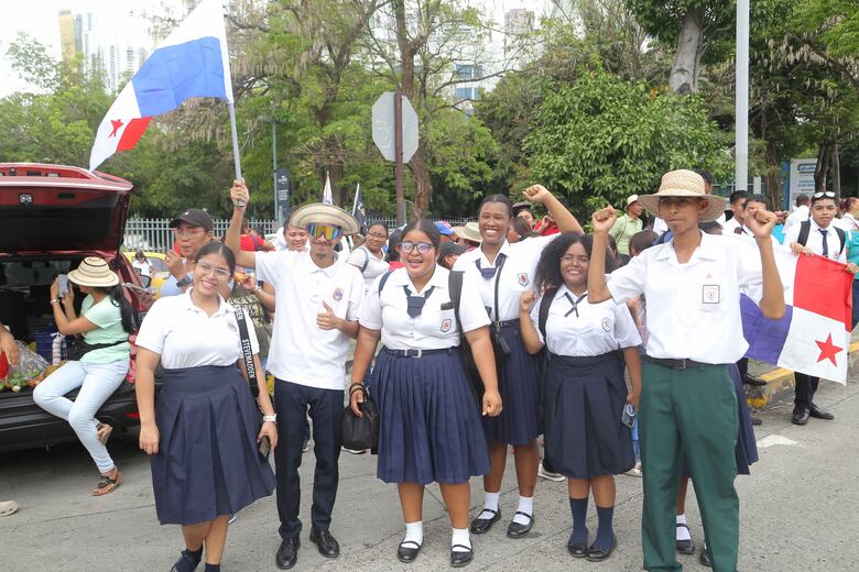 Más de 100 mil estudiantes se graduarán con 2.5 años de clases presenciales perdidas