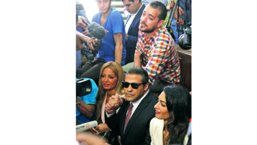 Condenan a prisión a tres periodistas de ‘Al Jazeera’