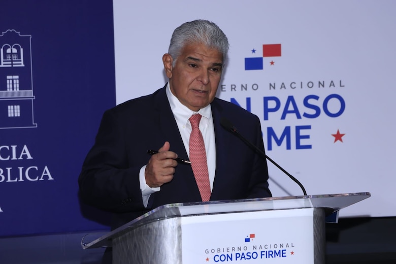 ‘Yo ya estoy desahuciado. Mis días están contados’: la respuesta de Solís a lo dicho por Mulino sobre retiro voluntario