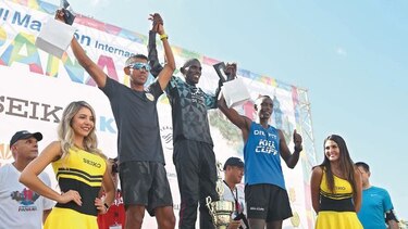 Kariuki se impone, Castelblanco da pelea