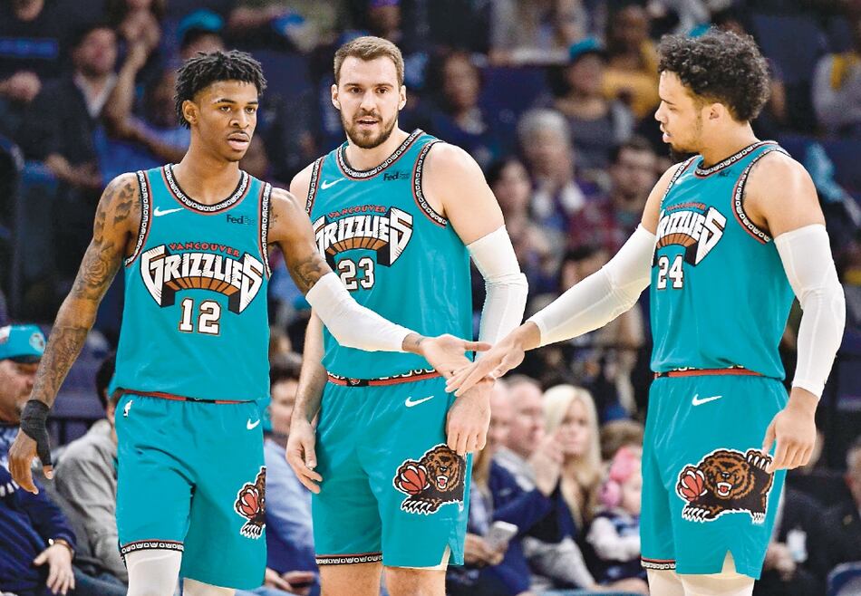 Camerunés Siakam deslumbra en el triunfo de los Raptors