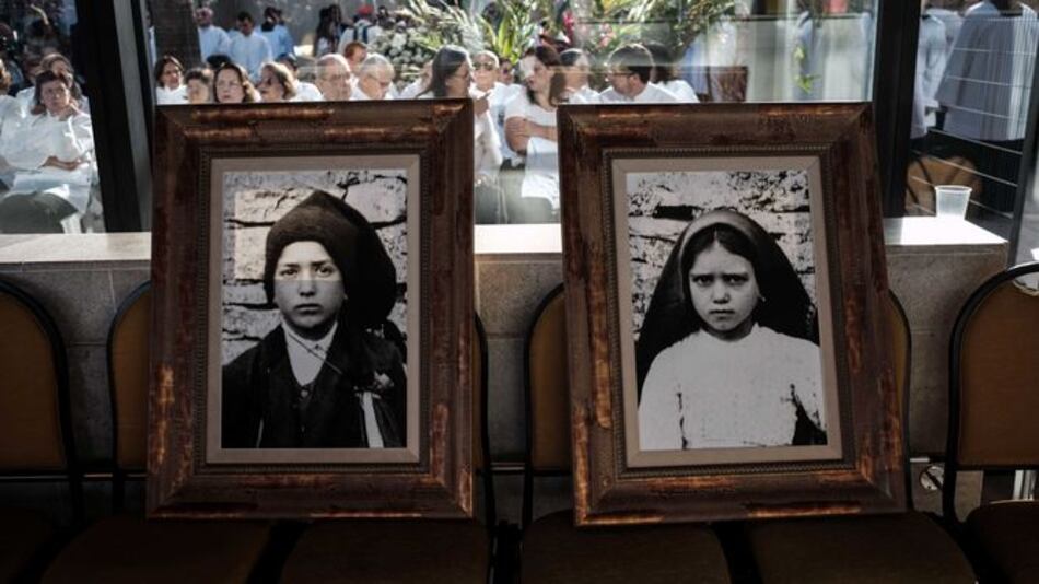 Papa Francisco convierte en santos a dos pastorcitos de Fátima